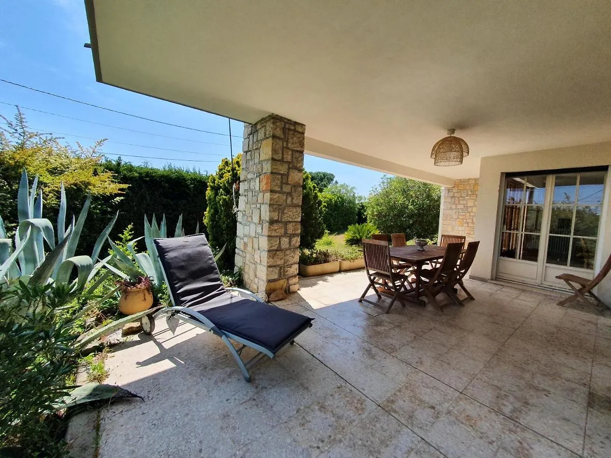 Hébergement de vacances Jolie maison provençale au calme Mougins